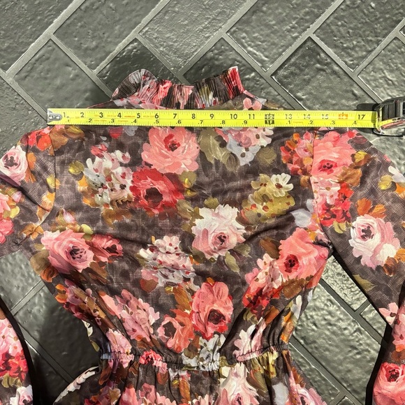 Floral Long Sleeve Dress - Picture 5 of 9